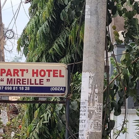 Appart Hotel Mireille Яунде Екстер'єр фото