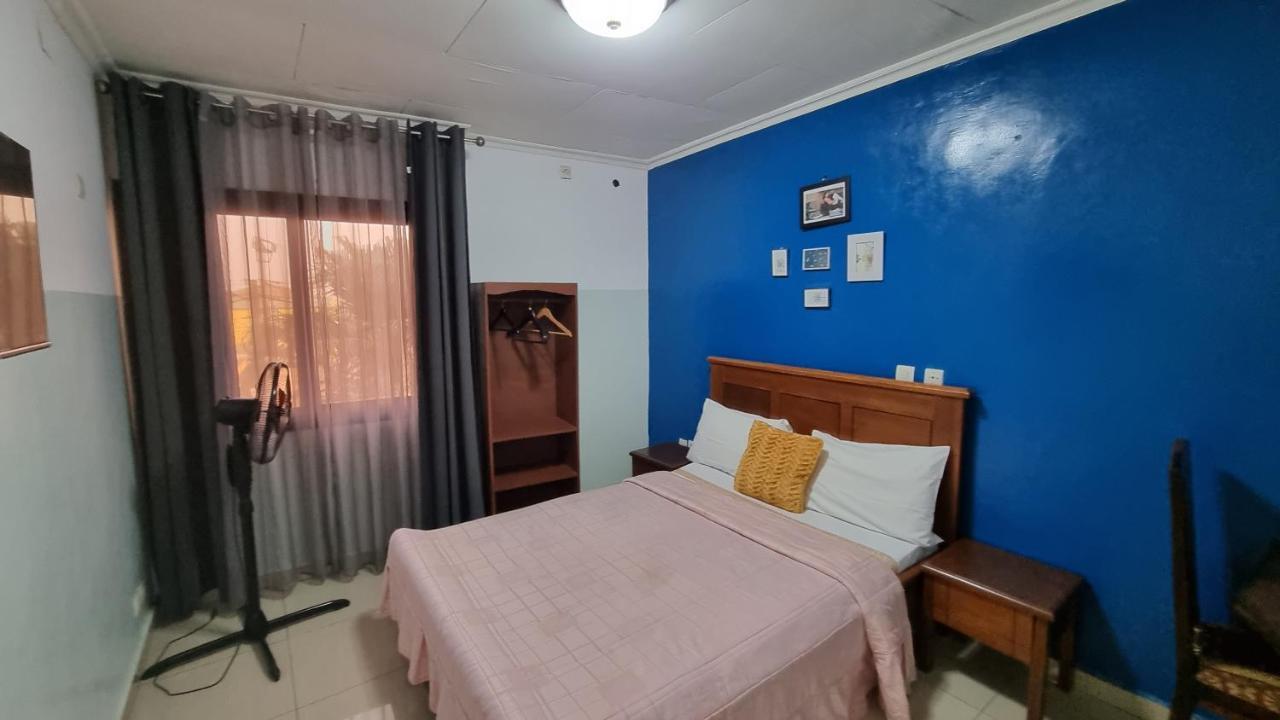 Appart Hotel Mireille Яунде Екстер'єр фото