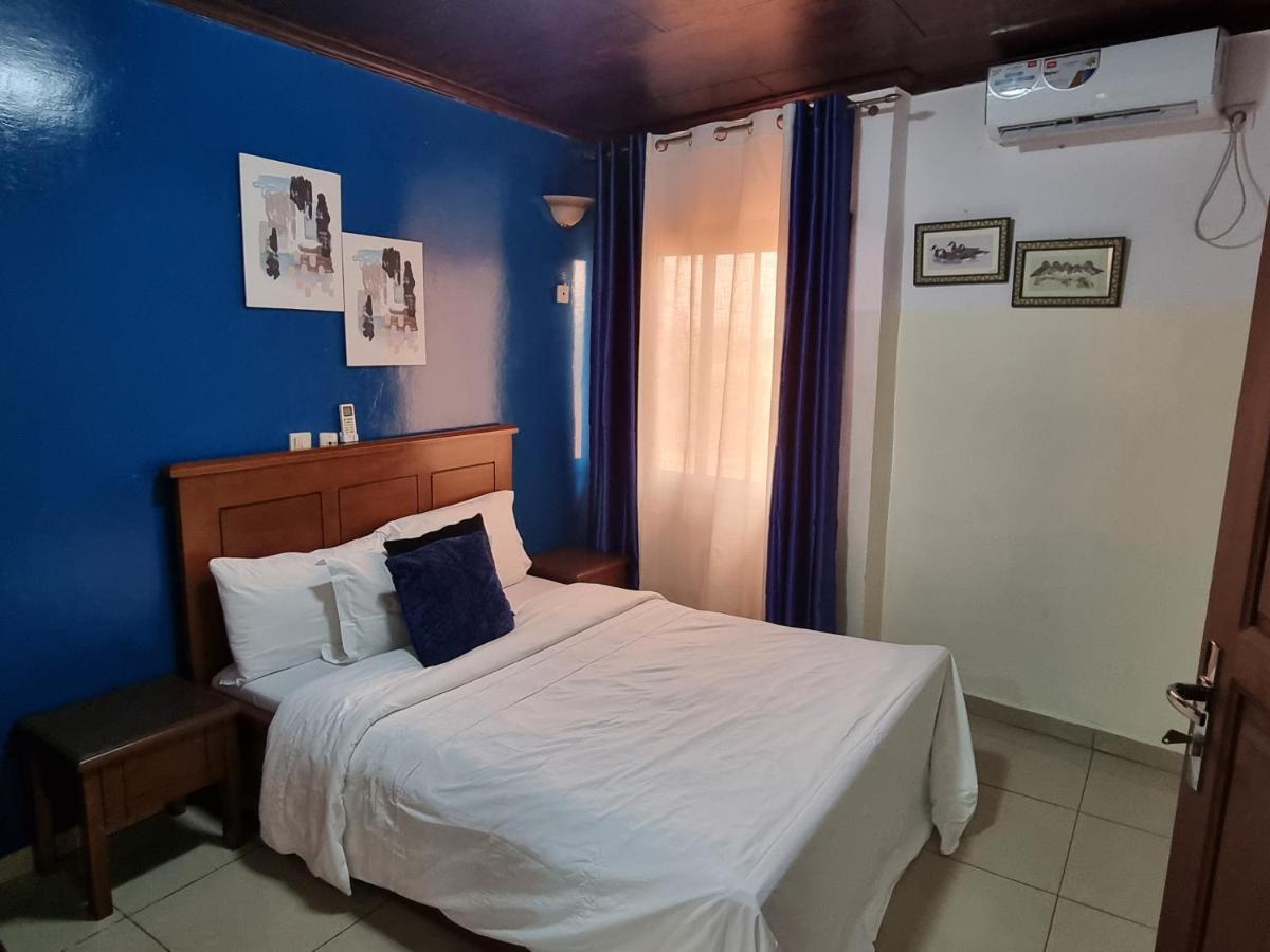 Appart Hotel Mireille Яунде Екстер'єр фото