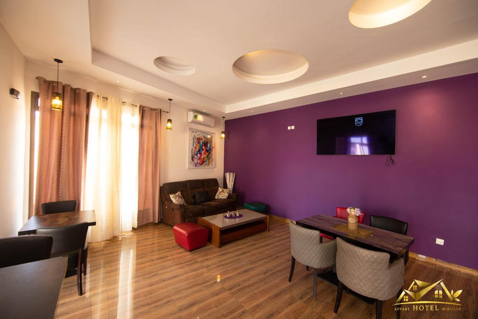 Appart Hotel Mireille Яунде Екстер'єр фото