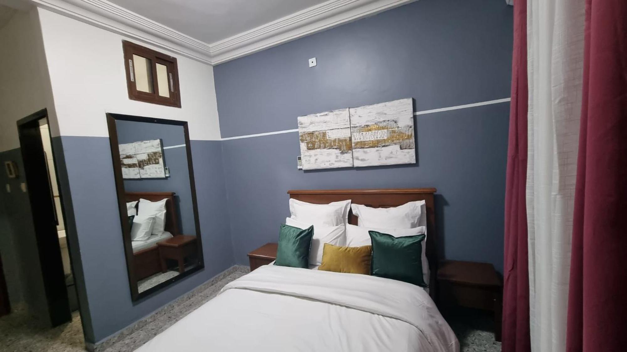 Appart Hotel Mireille Яунде Екстер'єр фото